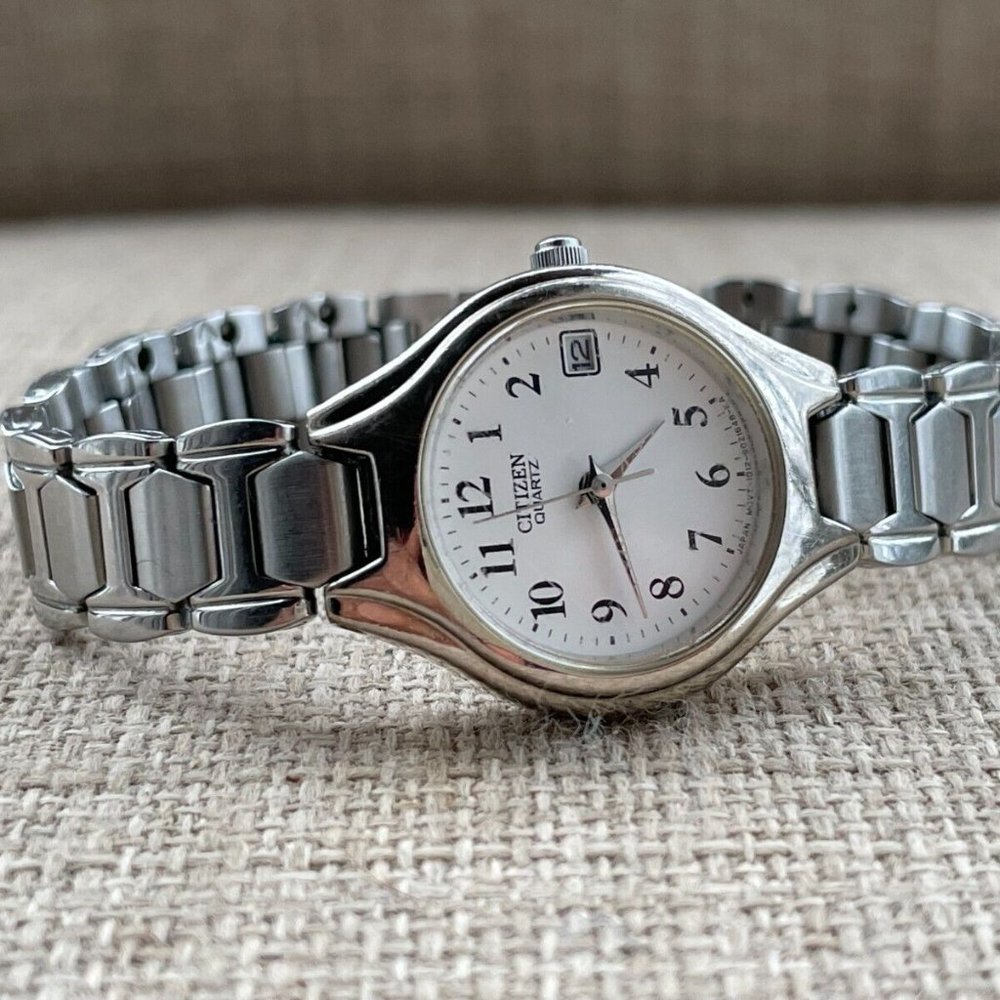 Citizen Quartz Ladies Wristwatch Date Calendar Japan Movement Analog Watch - Picture 3 of 11